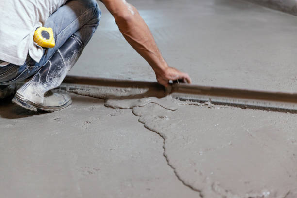 Best Concrete Sidewalk Installation  in Speedway, IN